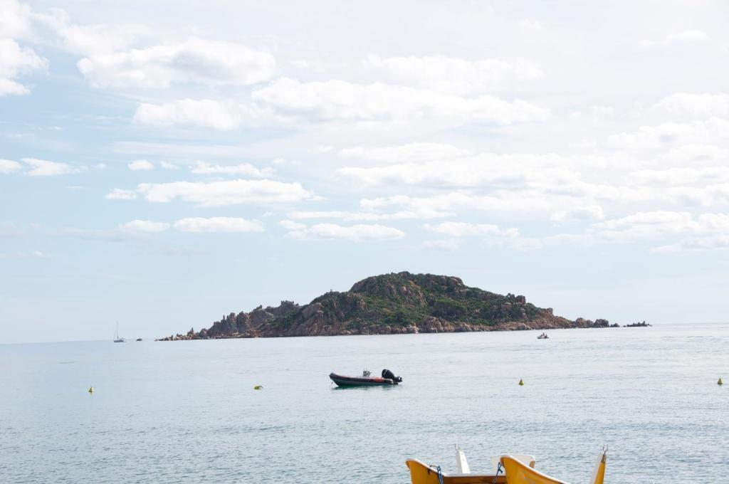 Camping&Village Le Cernie Lotzorai Ngoại thất bức ảnh