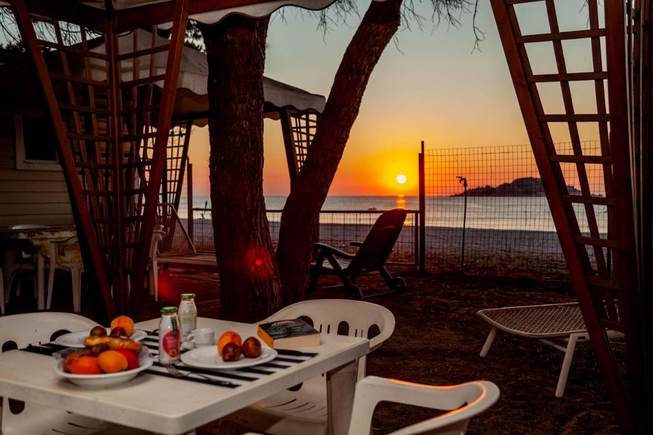 Camping&Village Le Cernie Lotzorai Ngoại thất bức ảnh